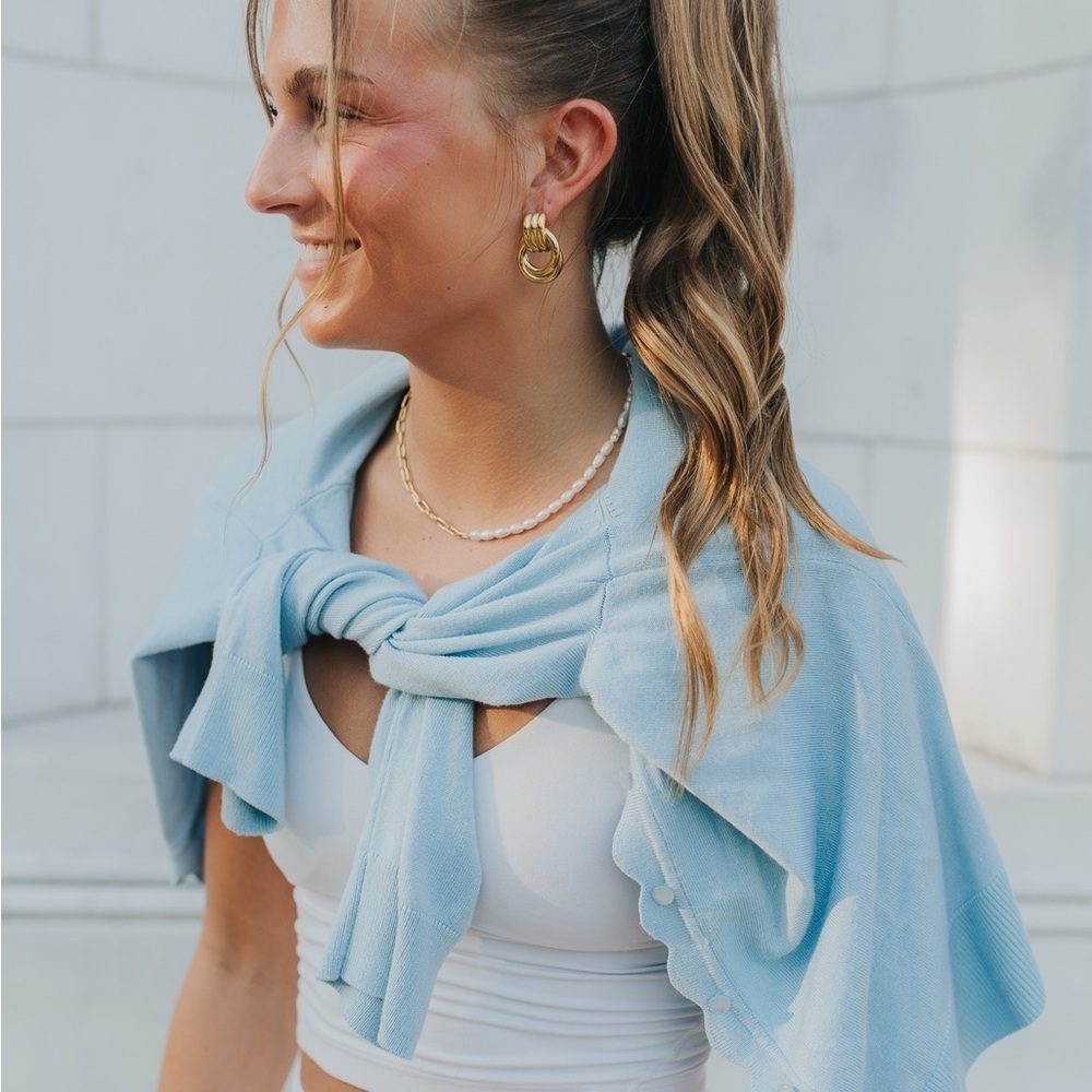 Cable & Gauge Scalloped Light Blue Cardigan, worn once for photoshoot, newish!